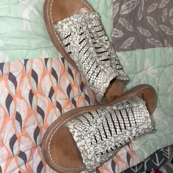 Freeebird Willow - Picture 1 of 3